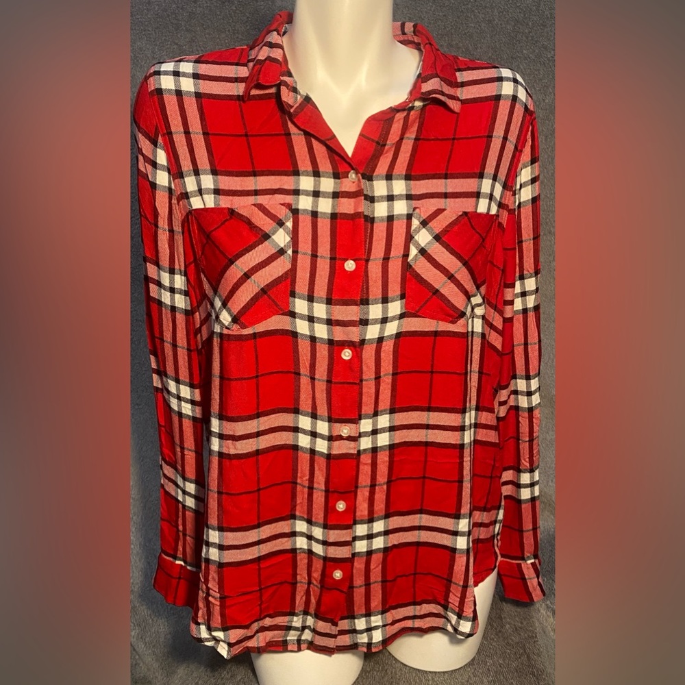 “Lucky Brand” Button Down Plaid Top
Size- Medium